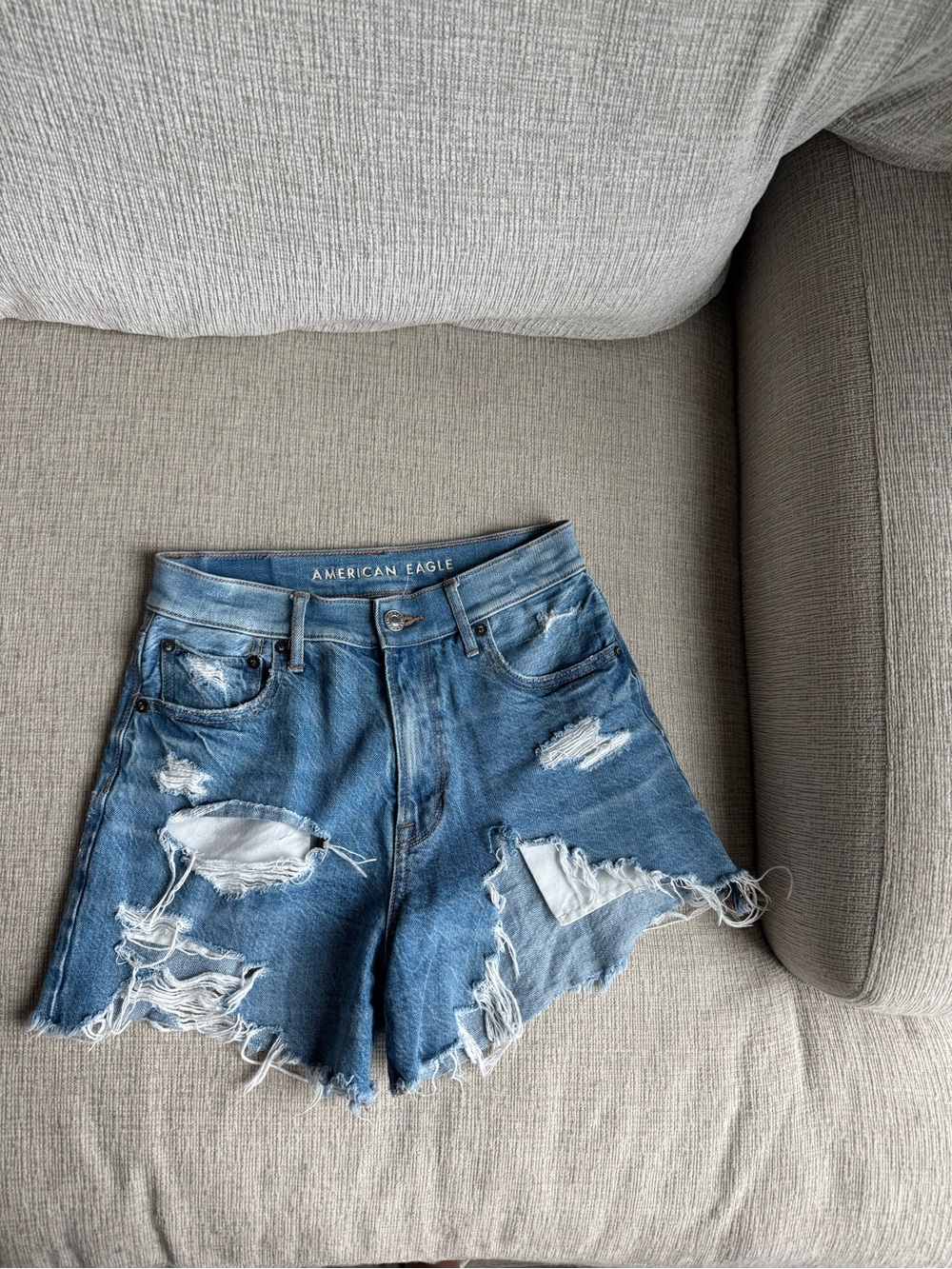 American Eagle Outfitters Highest Rise ‘90s boyfriend shorts